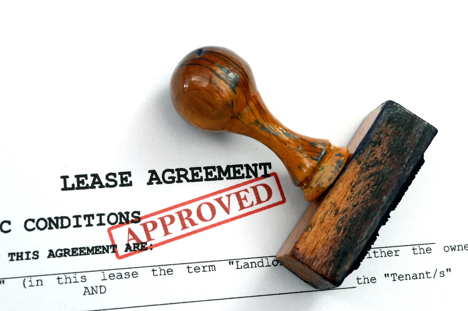 Why Tenant Screening Alone Isn't Enough: The Value of End-to-End Leasing